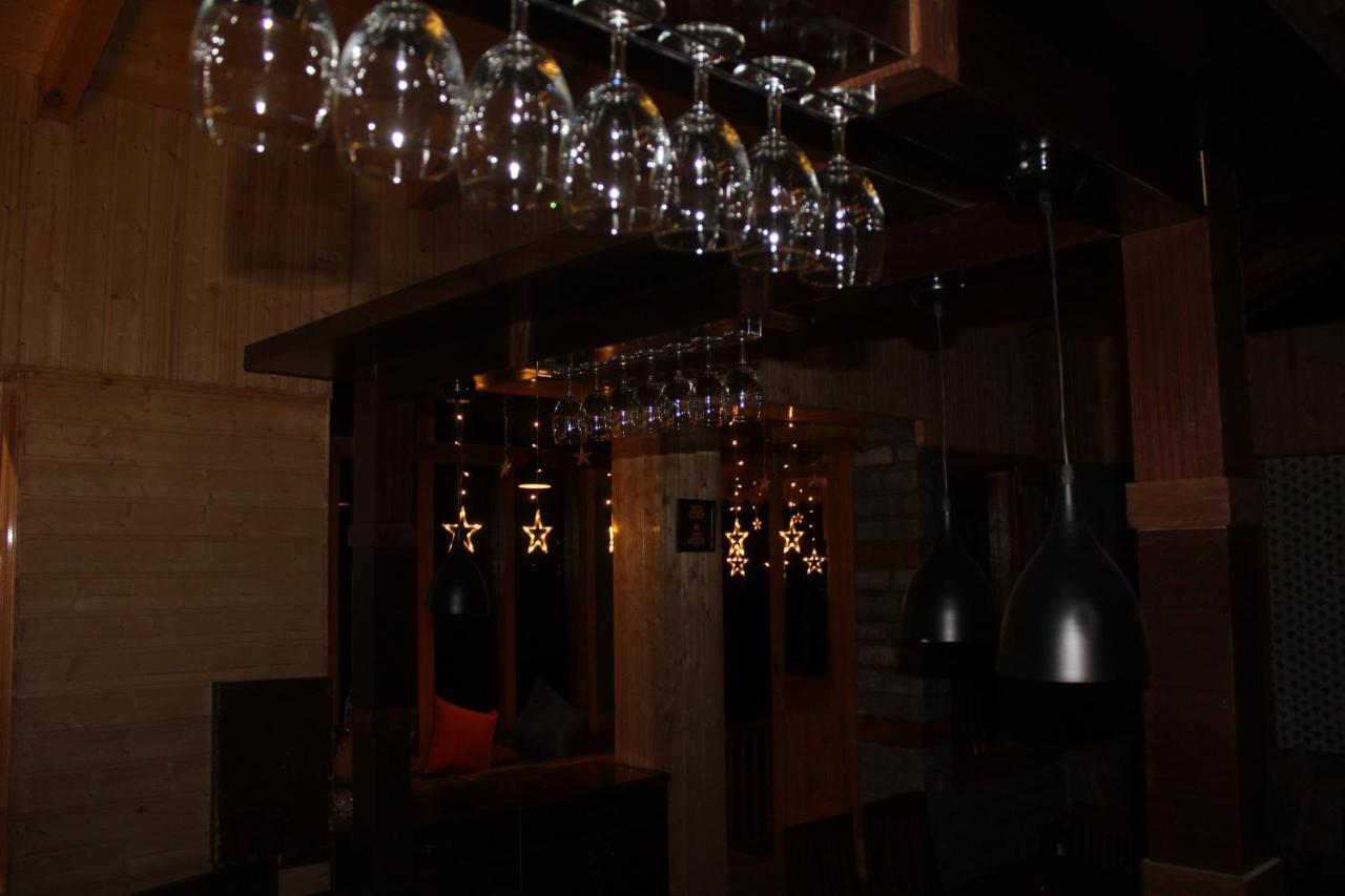 8Fold By Larisa, Jibhi Otel Dış mekan fotoğraf