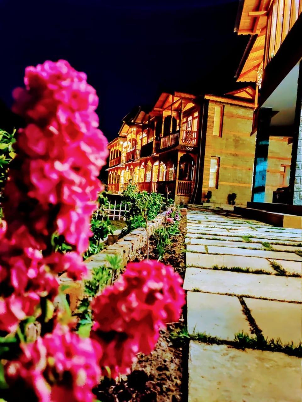 8Fold By Larisa, Jibhi Otel Dış mekan fotoğraf