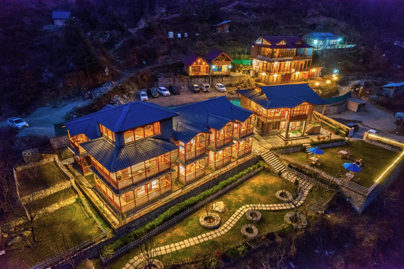 8Fold By Larisa, Jibhi Otel Dış mekan fotoğraf