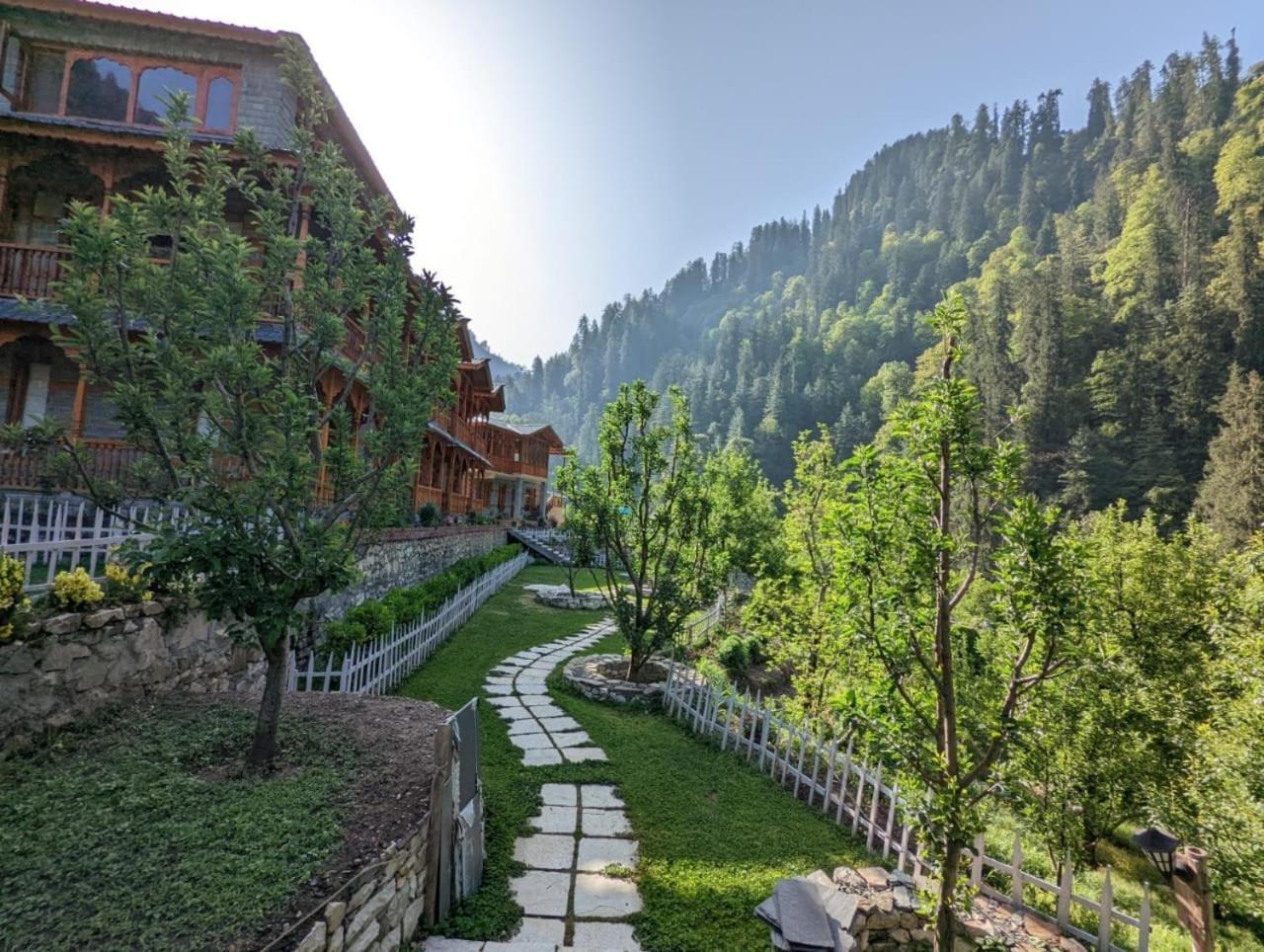 8Fold By Larisa, Jibhi Otel Dış mekan fotoğraf