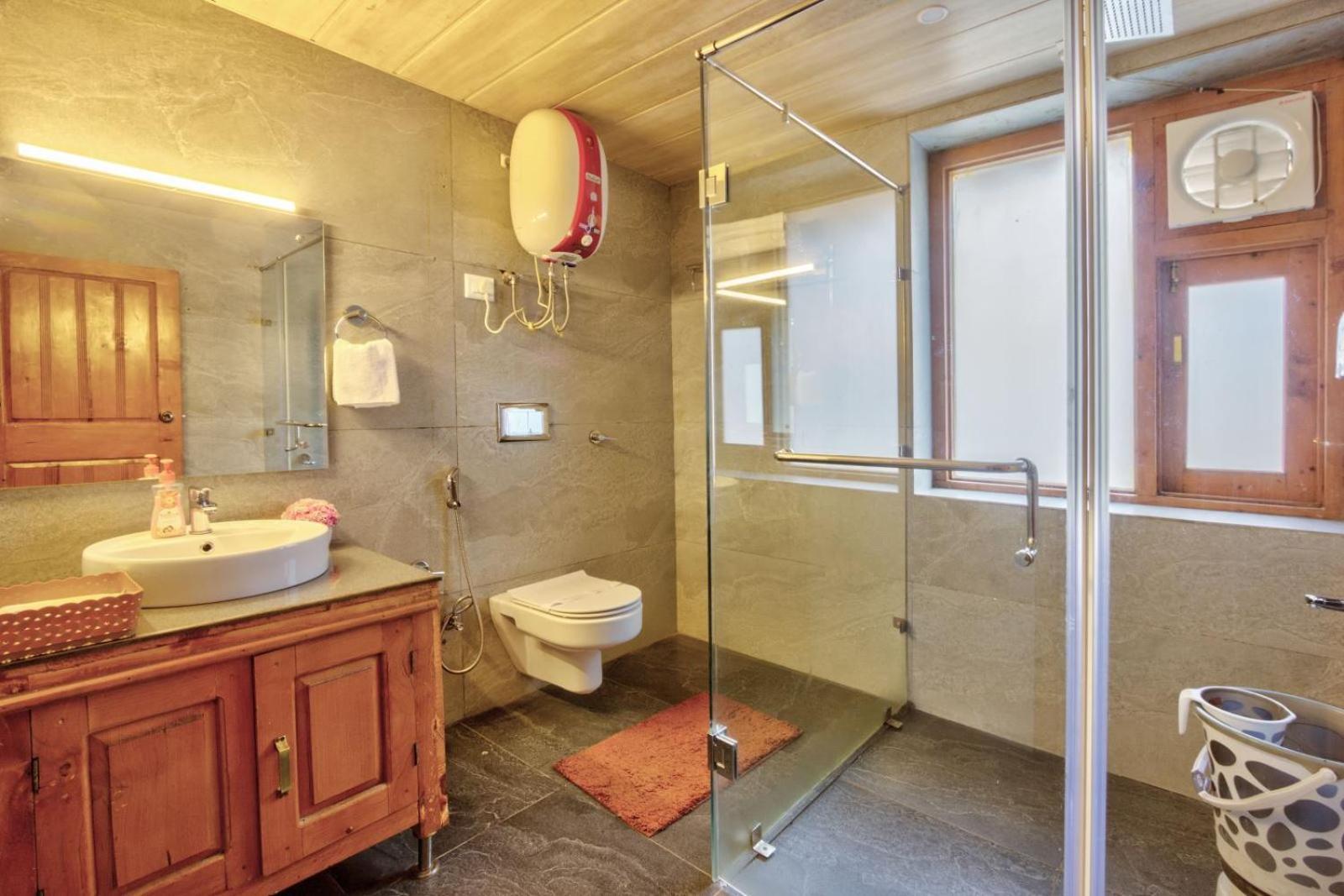 8Fold By Larisa, Jibhi Otel Dış mekan fotoğraf