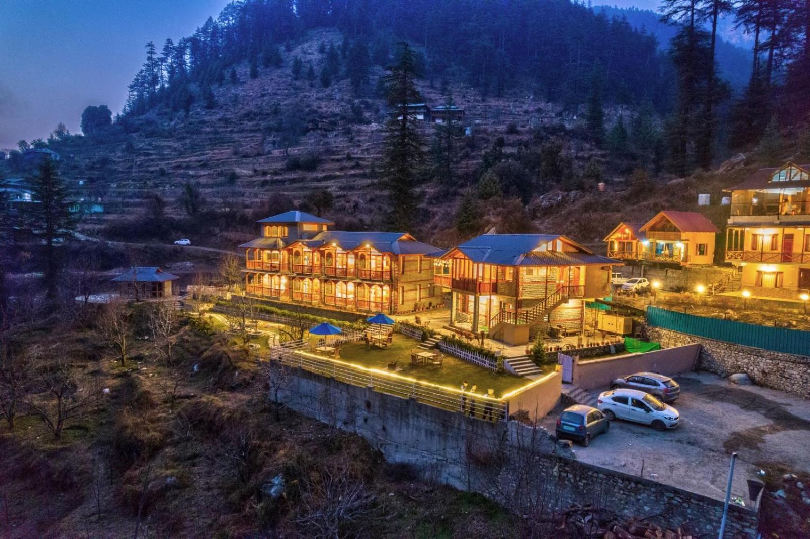 8Fold By Larisa, Jibhi Otel Dış mekan fotoğraf